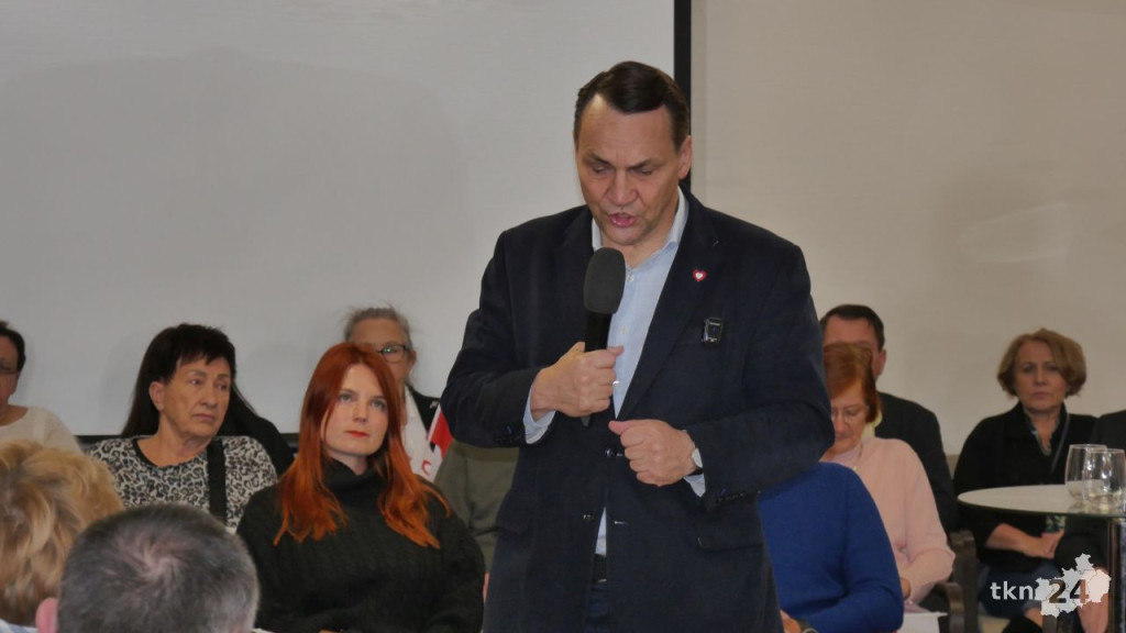 Radosław Sikorski w Końskich. O Polsce powiatowej, prawach kobiet i sytuacji międzynarodowej [WIDEO, zdjęcia]