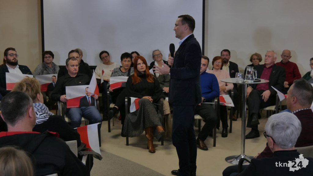 Radosław Sikorski w Końskich. O Polsce powiatowej, prawach kobiet i sytuacji międzynarodowej [WIDEO, zdjęcia]