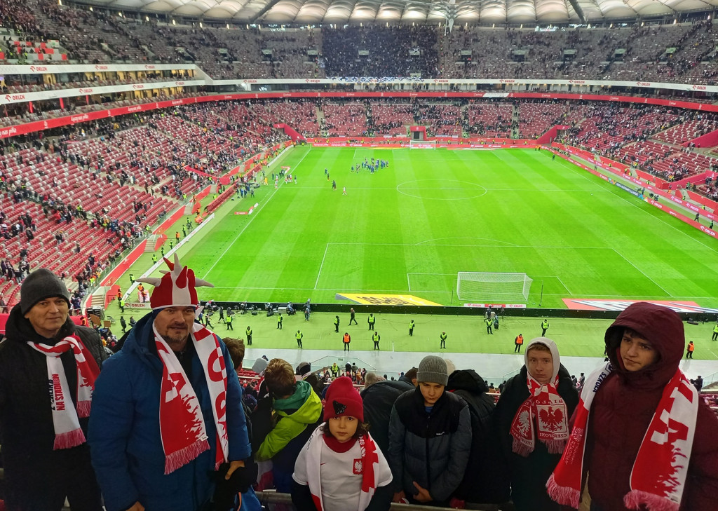 W nagrodę za sportowy sukces pojechali na mecz reprezentacji [zdjęcia]