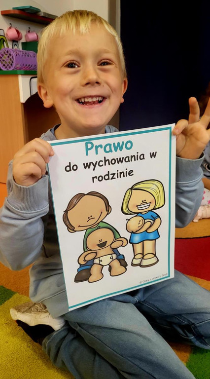 Konwencja o prawach dziecka. Przedszkolaki z Pomykowa świętowały ważną rocznicę [zdjęcia]