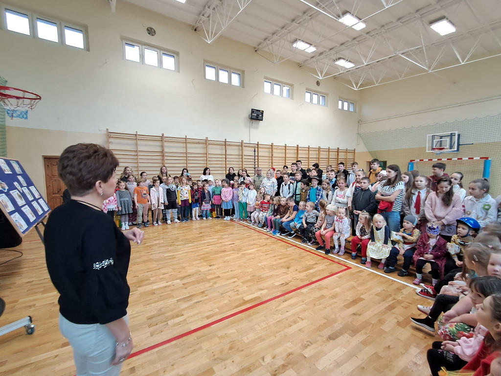 Dzień Tolerancji w PSP Czermno - Uczniowie uczą się szacunku i zrozumienia [wideo, zdjęcia]