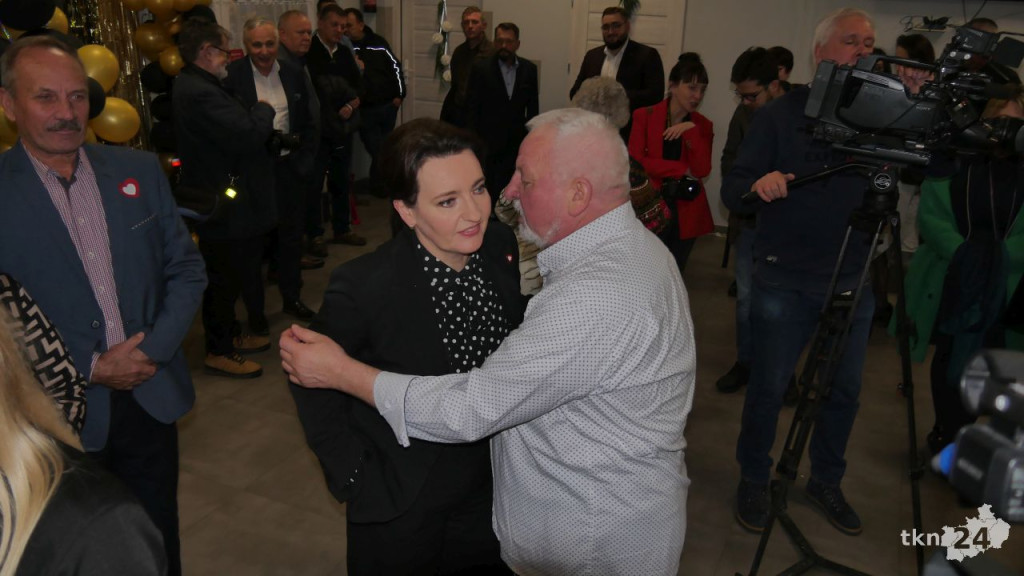 Rafał Trzaskowski w powiecie koneckim. Spotkał się z gospodyniami [wideo, zdjęcia]