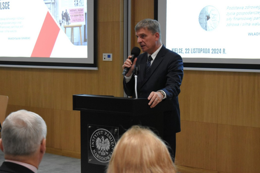 Powiat konecki i ZSP nr 3 z wyróżnieniami podczas wojewódzkiej konferencji [zdjęcia]