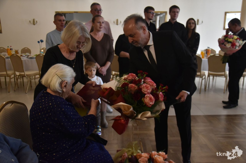 Pani Emilia z Rogowa obchodziła swoje setne urodziny [wideo, zdjęcia]