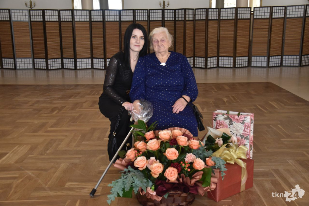 Pani Emilia z Rogowa obchodziła swoje setne urodziny [wideo, zdjęcia]