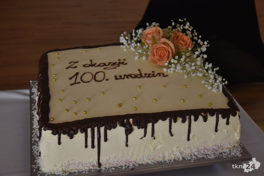 Pani Emilia z Rogowa obchodziła swoje setne urodziny [wideo, zdjęcia]