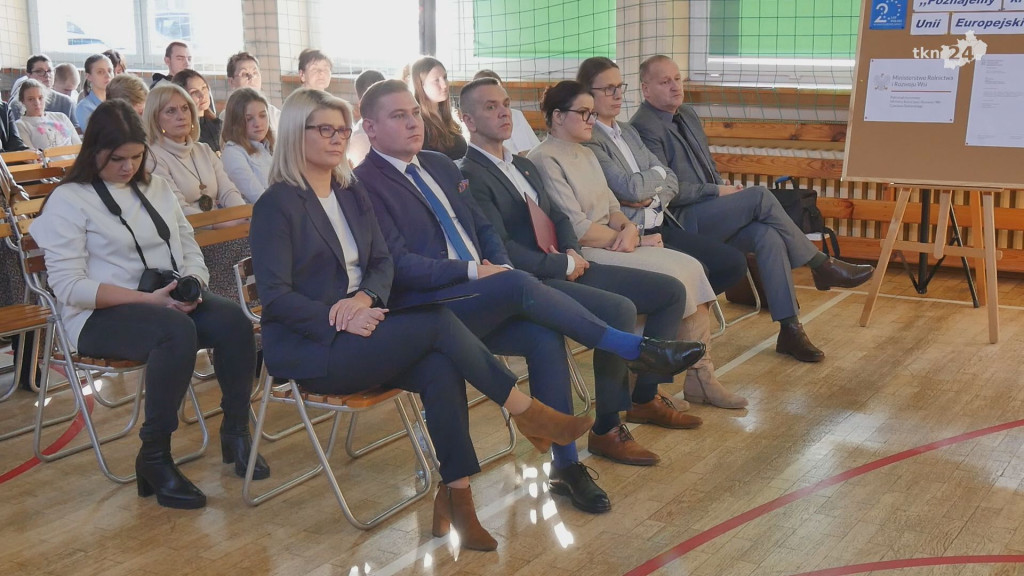 VII Powiatowe Sympozjum Naukowe w Stąporkowie. O 20-leciu Polski w Unii Europejskiej [wideo, zdjęcia]
