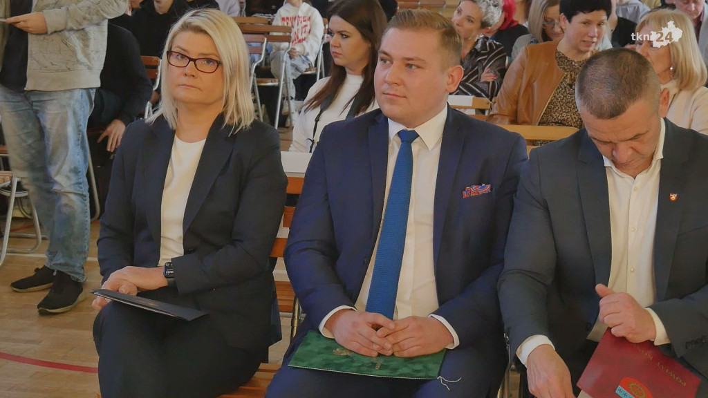 VII Powiatowe Sympozjum Naukowe w Stąporkowie. O 20-leciu Polski w Unii Europejskiej [wideo, zdjęcia]