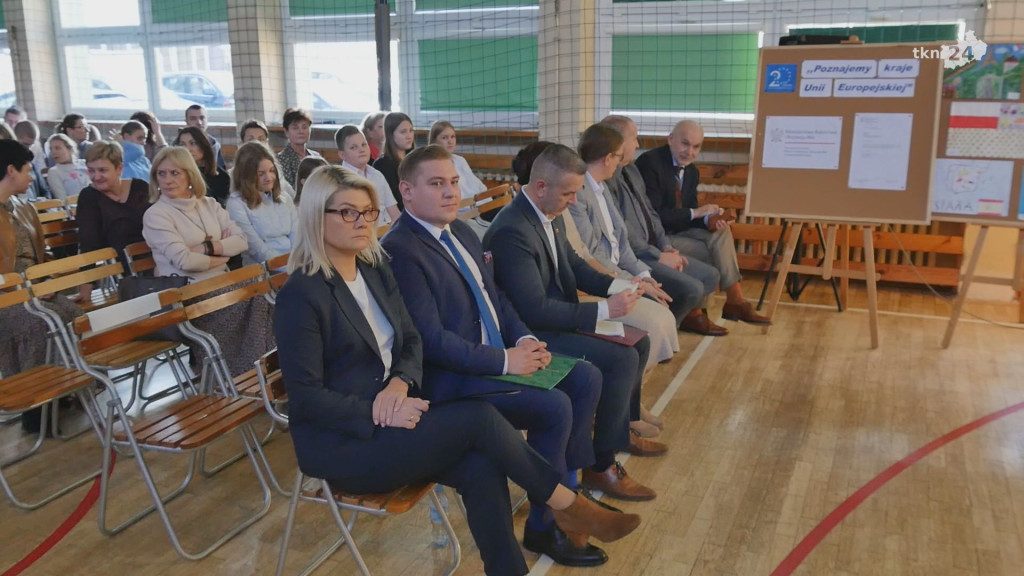 VII Powiatowe Sympozjum Naukowe w Stąporkowie. O 20-leciu Polski w Unii Europejskiej [wideo, zdjęcia]