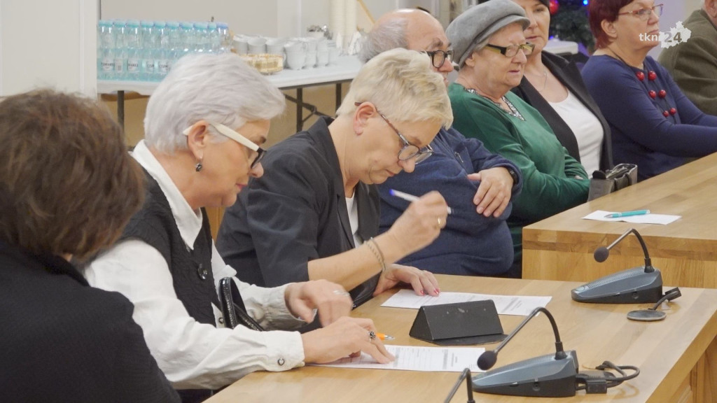 Rada Seniorów kadencji 2024-2029 rozpoczęła działalność w Końskich [wideo, zdjęcia]