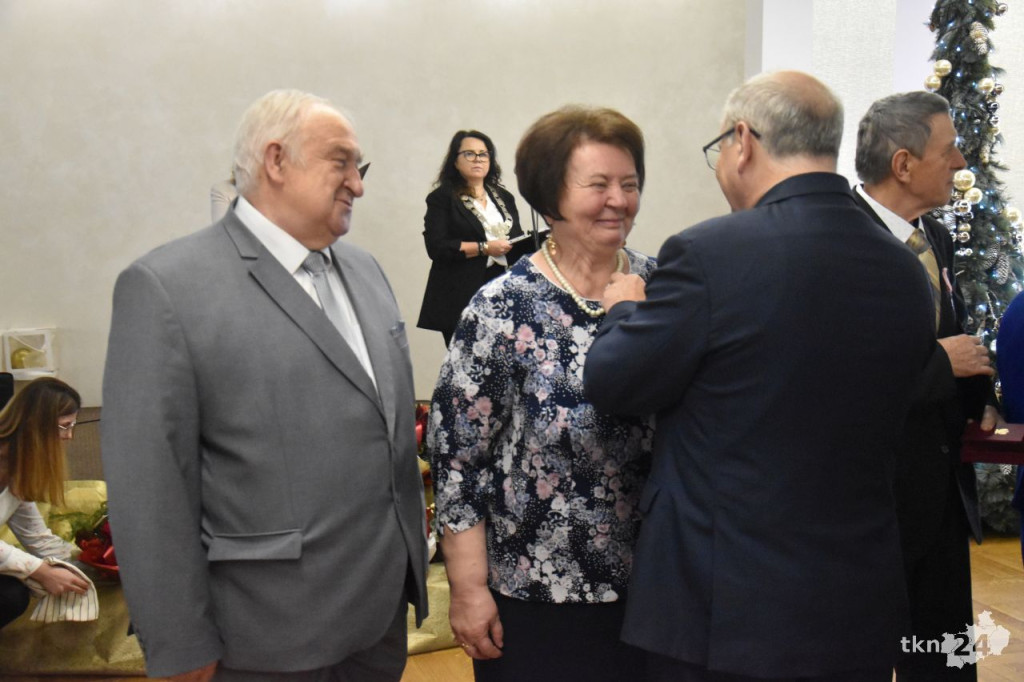 Złote Gody 2024 w gminie Końskie. 31 par świętowało długie pożycie małżeńskie [wideo, zdjęcia]