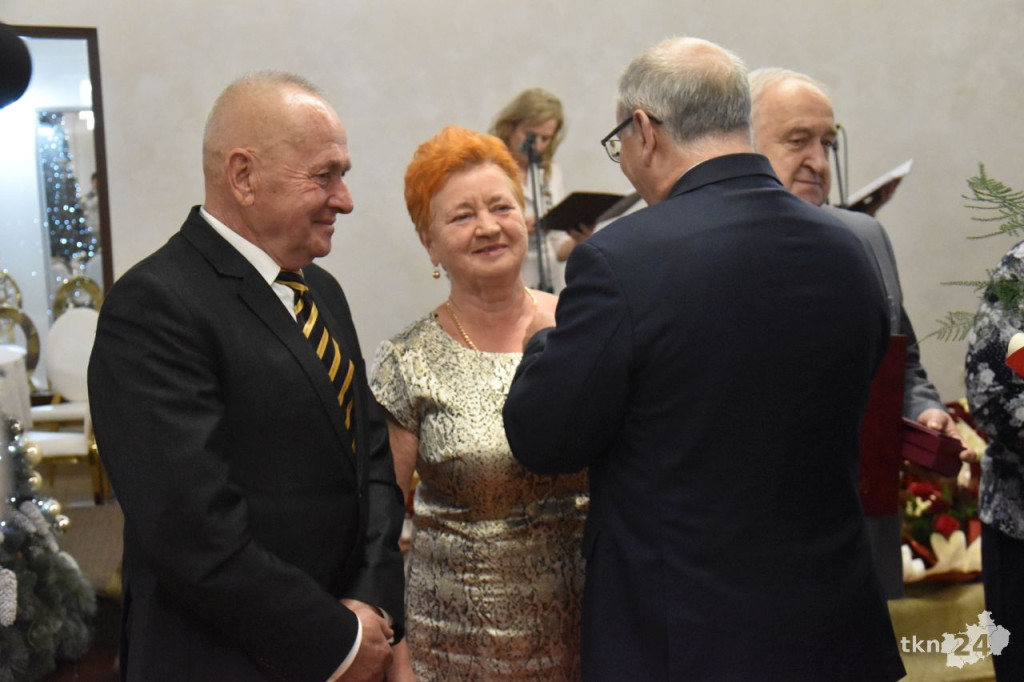 Złote Gody 2024 w gminie Końskie. 31 par świętowało długie pożycie małżeńskie [wideo, zdjęcia]