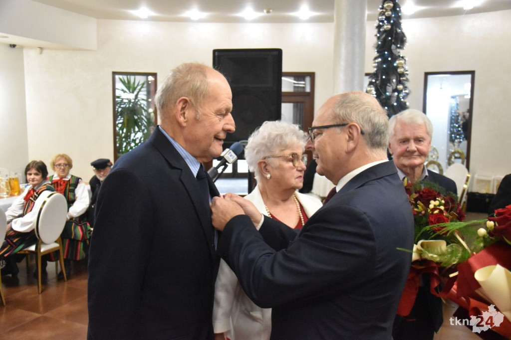 Złote Gody 2024 w gminie Końskie. 31 par świętowało długie pożycie małżeńskie [wideo, zdjęcia]