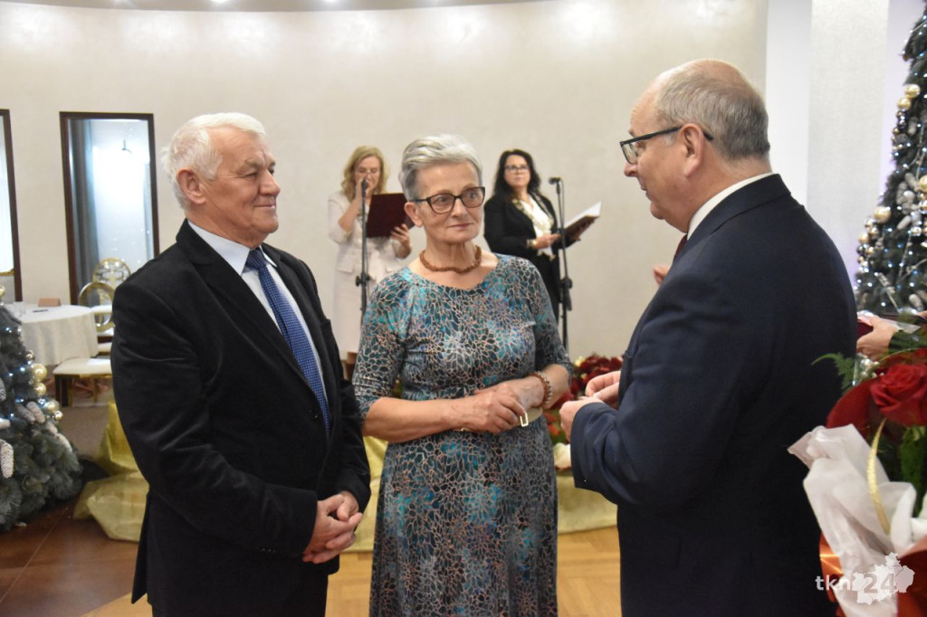 Złote Gody 2024 w gminie Końskie. 31 par świętowało długie pożycie małżeńskie [wideo, zdjęcia]