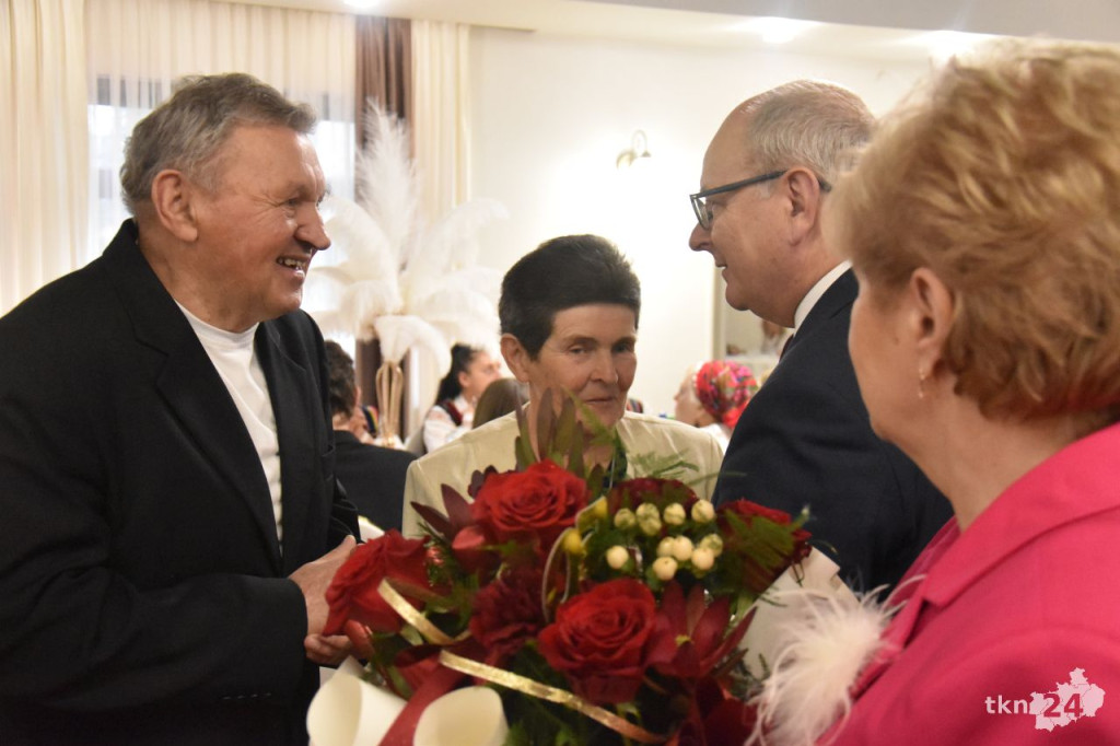 Złote Gody 2024 w gminie Końskie. 31 par świętowało długie pożycie małżeńskie [wideo, zdjęcia]