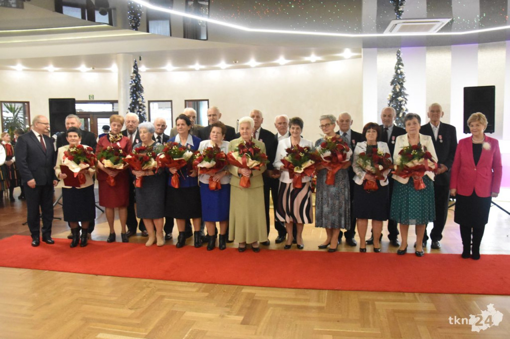 Złote Gody 2024 w gminie Końskie. 31 par świętowało długie pożycie małżeńskie [wideo, zdjęcia]
