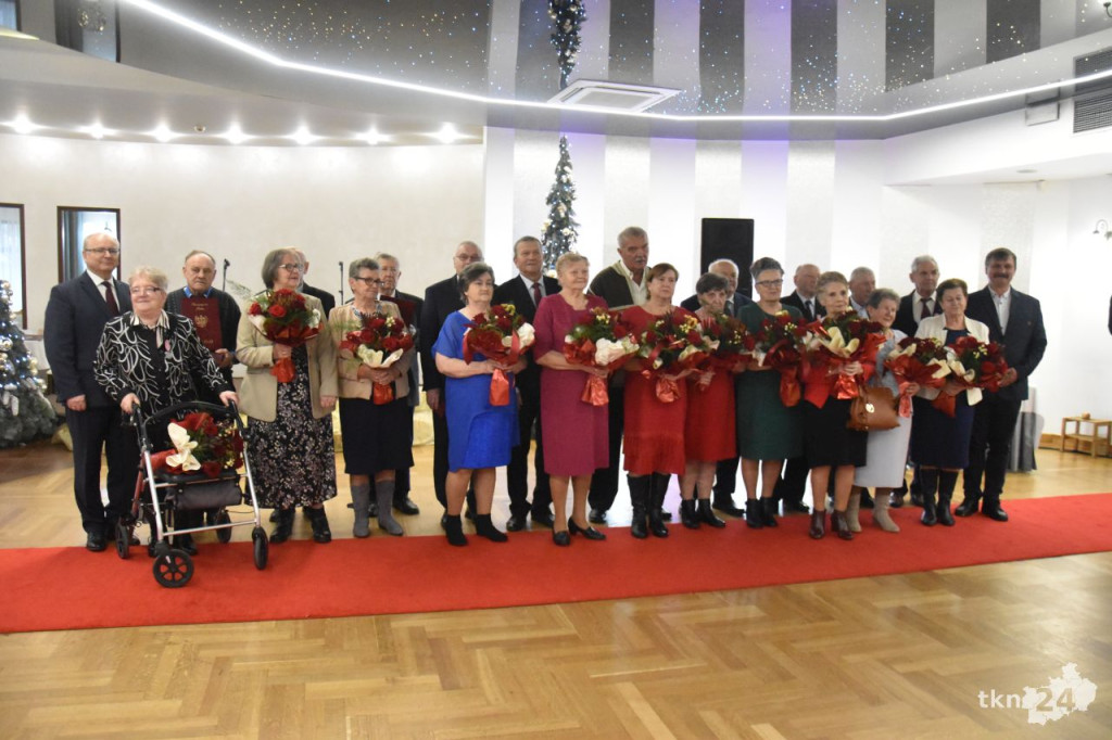 Złote Gody 2024 w gminie Końskie. 31 par świętowało długie pożycie małżeńskie [wideo, zdjęcia]
