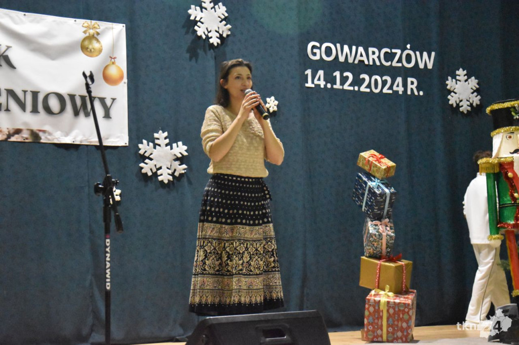 Pierwszy Jarmark Bożonarodzeniowy w Gowarczowie przyciągnął tłumy [wideo, zdjęcia]