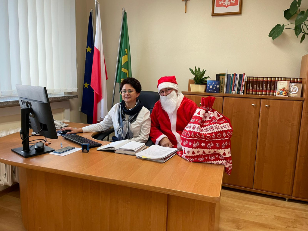 Święty Mikołaj odwiedził gminę Ruda Maleniecka [zdjęcia]