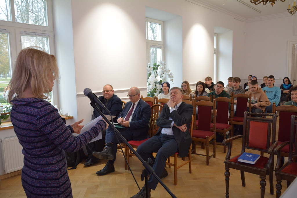 O sigmie i nie tylko rozmawiali podczas seminarium dla bibliotekarzy [zdjęcia]