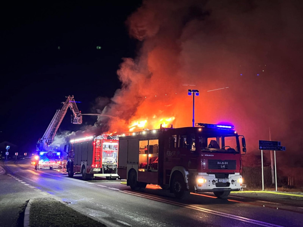 Śmierć w ogniu. Duży pożar w Rudzie Malenieckiej [AKTUALIZACJA, zdjęcia]