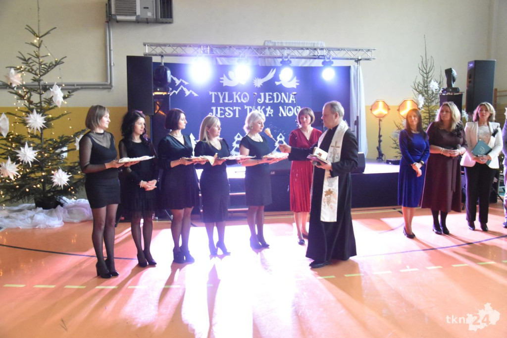 Spotkanie wigilijne dla samotnych z gminy Smyków [wideo, zdjęcia]