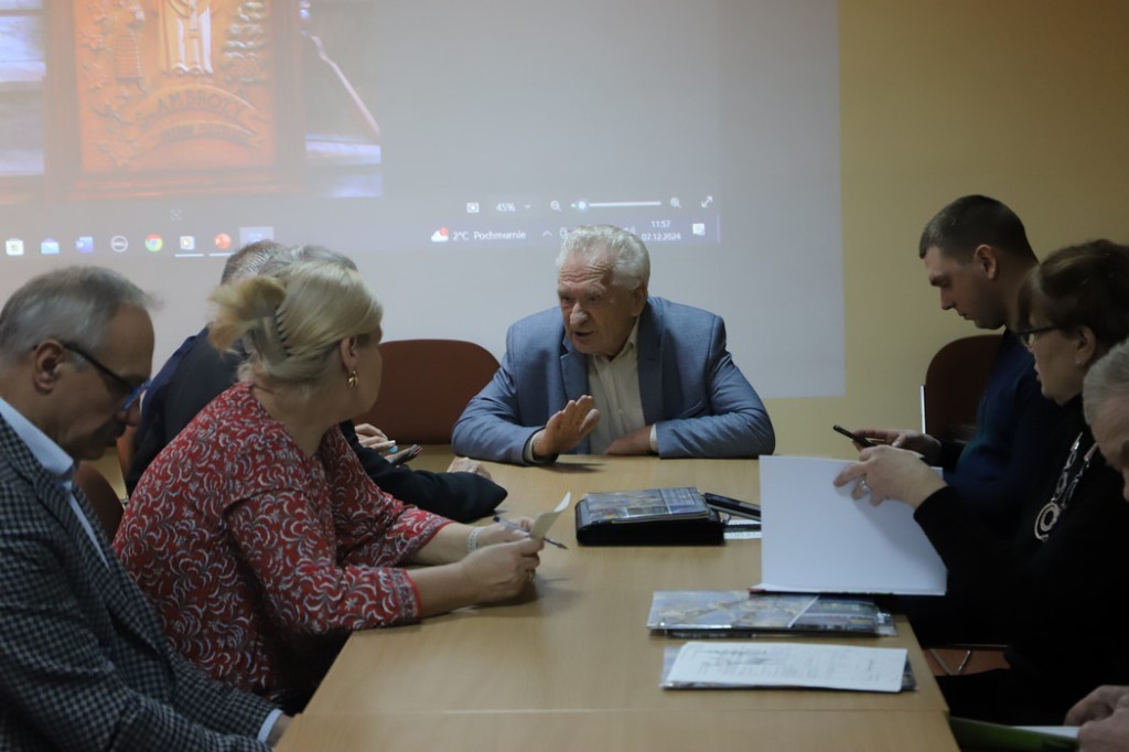 95-lecie powstania koneckiego związku pszczelarskiego. Wręczono odznaczenia [zdjęcia]