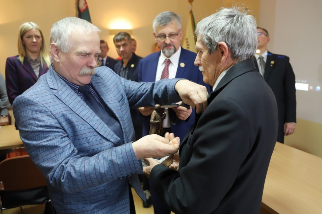 95-lecie powstania koneckiego związku pszczelarskiego. Wręczono odznaczenia [zdjęcia]