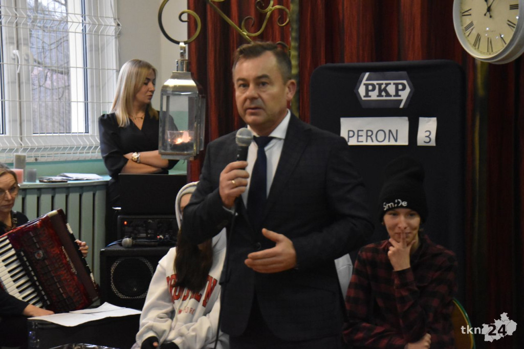 Wychowankowie SOSW w Baryczy zaprezentowali niezwykłe jasełka [wideo, zdjęcia]