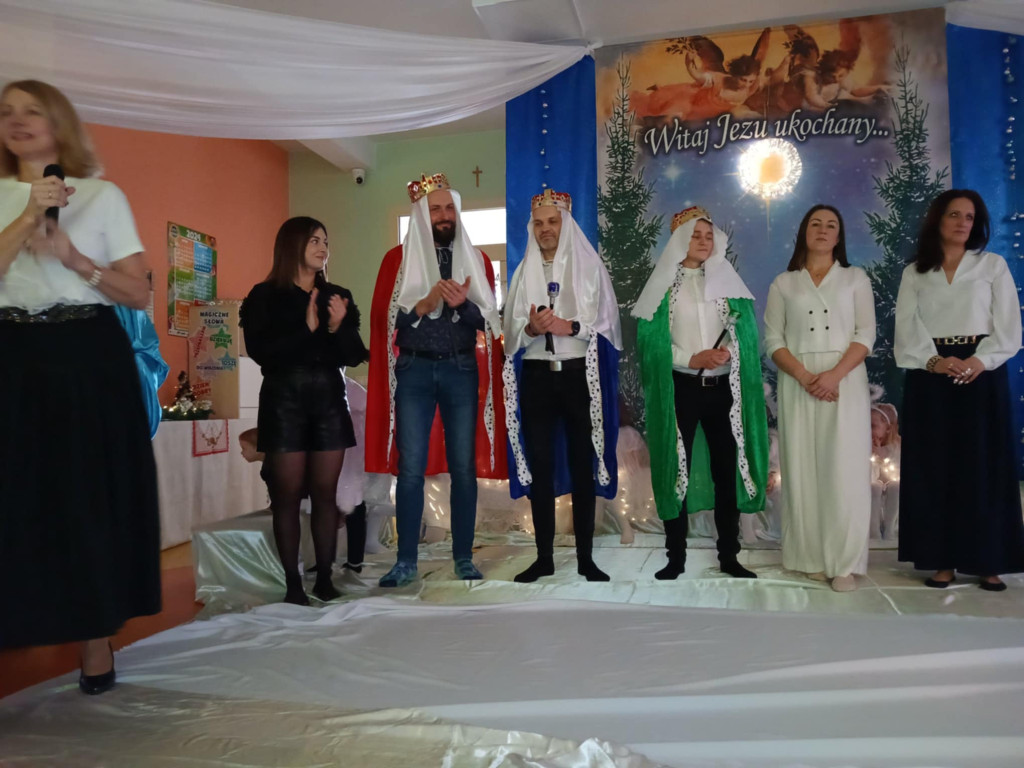 Rodzinne jasełka w Przedszkolu w Smykowie [zdjęcia]