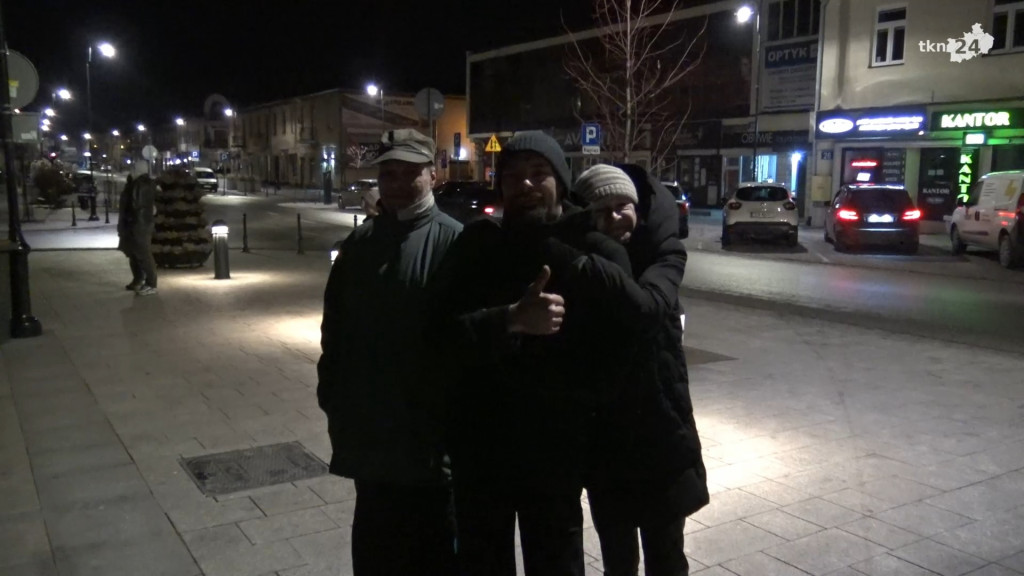 Witamy 2025 rok! Pokaz laserów na koneckim rynku [wideo, zdjęcia]