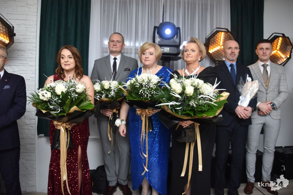 Studniówka 2025 ZSP w Stąporkowie. Obszerna relacja wideo i foto