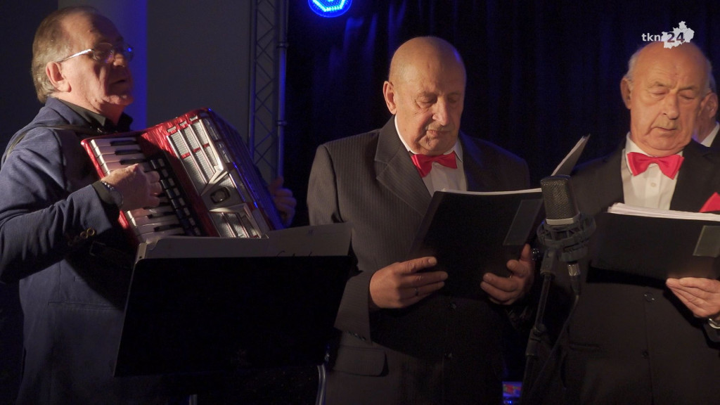 W Koneckim Centrum Kultury wybrzmiały najpiękniejsze kolędy [wideo, zdjęcia]
