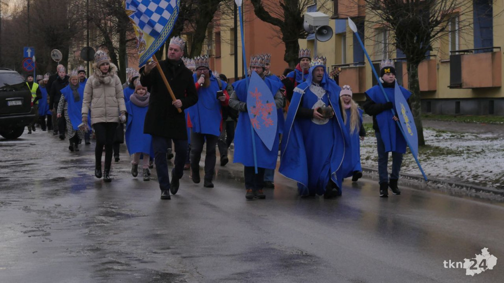 Święto Trzech Króli w Końskich. Piękne orszaki i magiczne kolędowanie [wideo, zdjęcia]