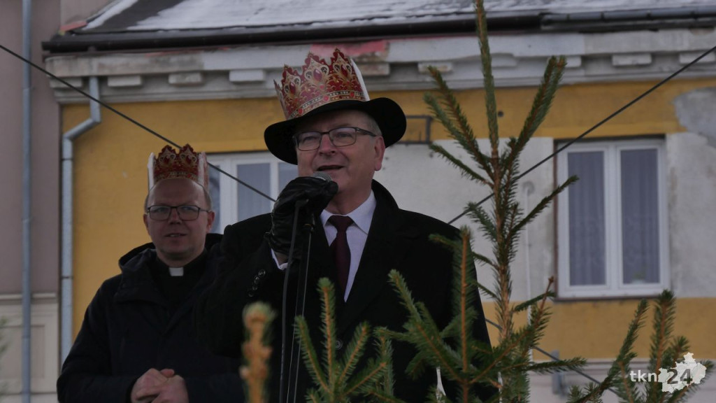 Święto Trzech Króli w Końskich. Piękne orszaki i magiczne kolędowanie [wideo, zdjęcia]