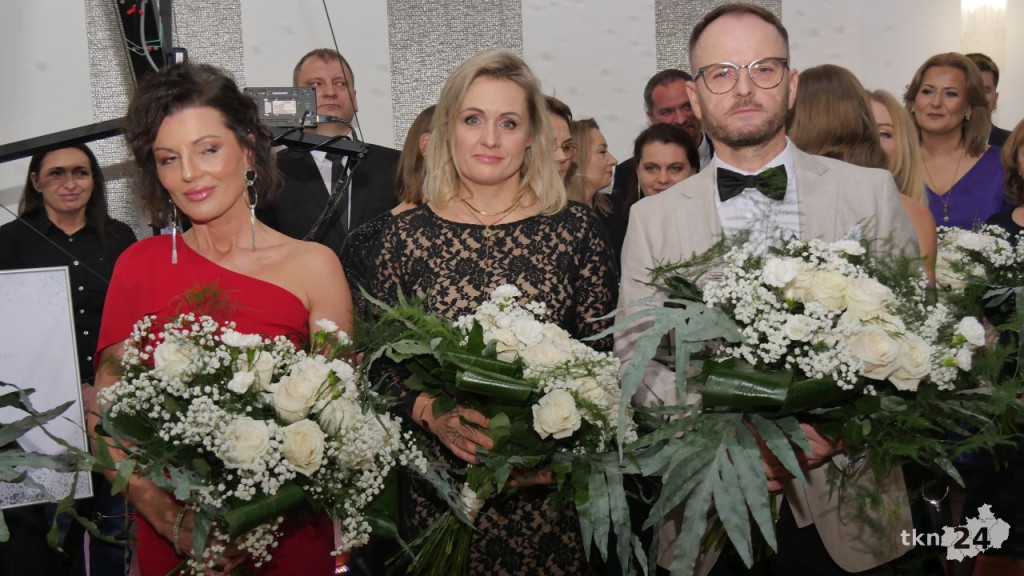 Wspaniały bal Starego Ogólniaka z koncertem grupy DEJW [wideo, zdjęcia]