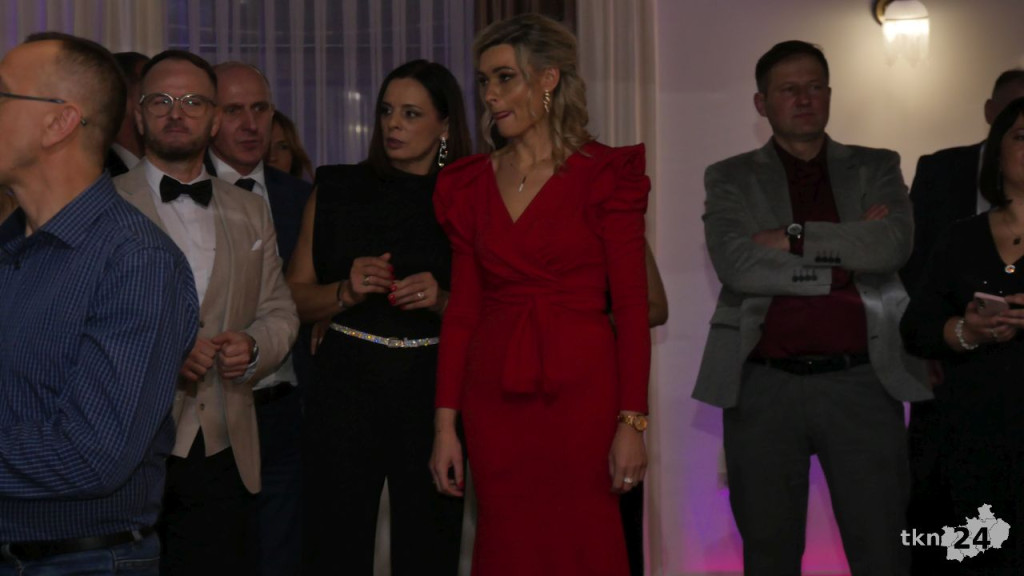 Wspaniały bal Starego Ogólniaka z koncertem grupy DEJW [wideo, zdjęcia]