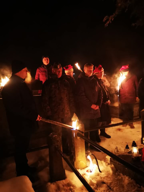 Powstańcza uroczystość w Czarnej [zdjęcia]