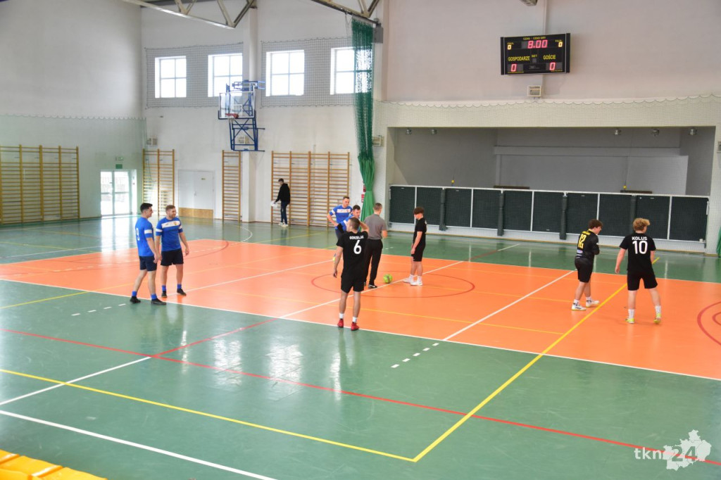 Turniej futsalu w Stąporkowie zagrał dla WOŚP [wideo, zdjęcia]