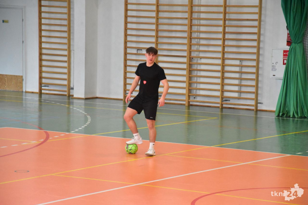 Turniej futsalu w Stąporkowie zagrał dla WOŚP [wideo, zdjęcia]
