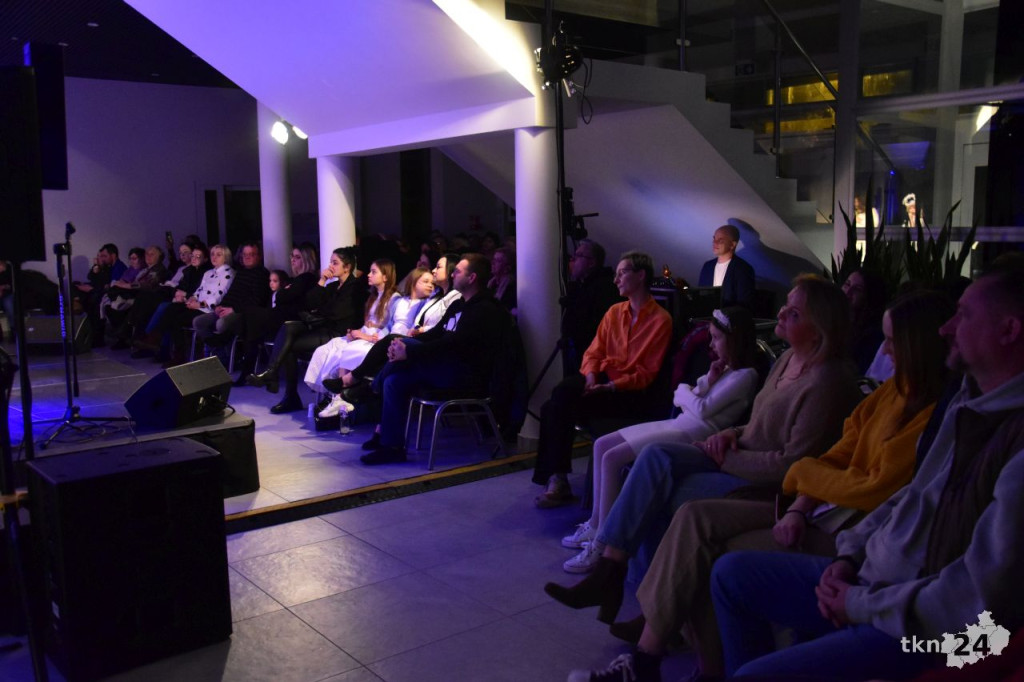 Koncert kolęd i pastorałek Studia Piosenki SOLO w Koneckim Centrum Kultury [wideo, zdjęcia]