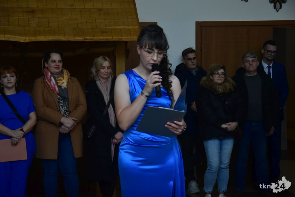 Studniówka Szkoły ZDZ w Komaszycach. Piękny, kameralny bal! [wideo, zdjęcia]