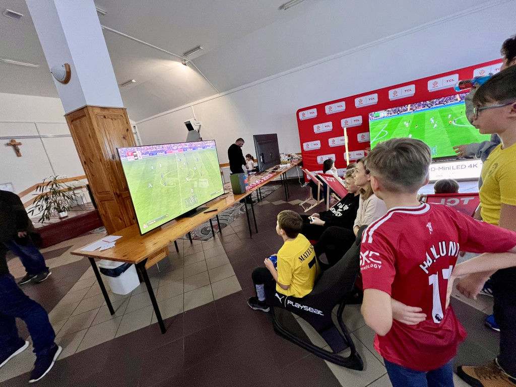 Turniej w EA Sports FC 25 zorganizowano w Proćwinie [zdjęcia]