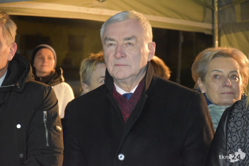 Jednostka OSP Niekłań powitała nowy średni wóz ratowniczo-gaśniczy [wideo, zdjęcia]