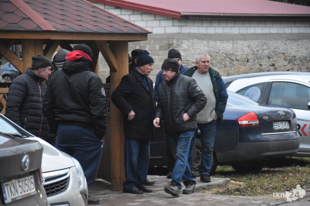 Protest w Wólce w sprawie powstania biogazowni. `Boimy się o swoje zdrowie, życie` [wideo, zdjęcia]