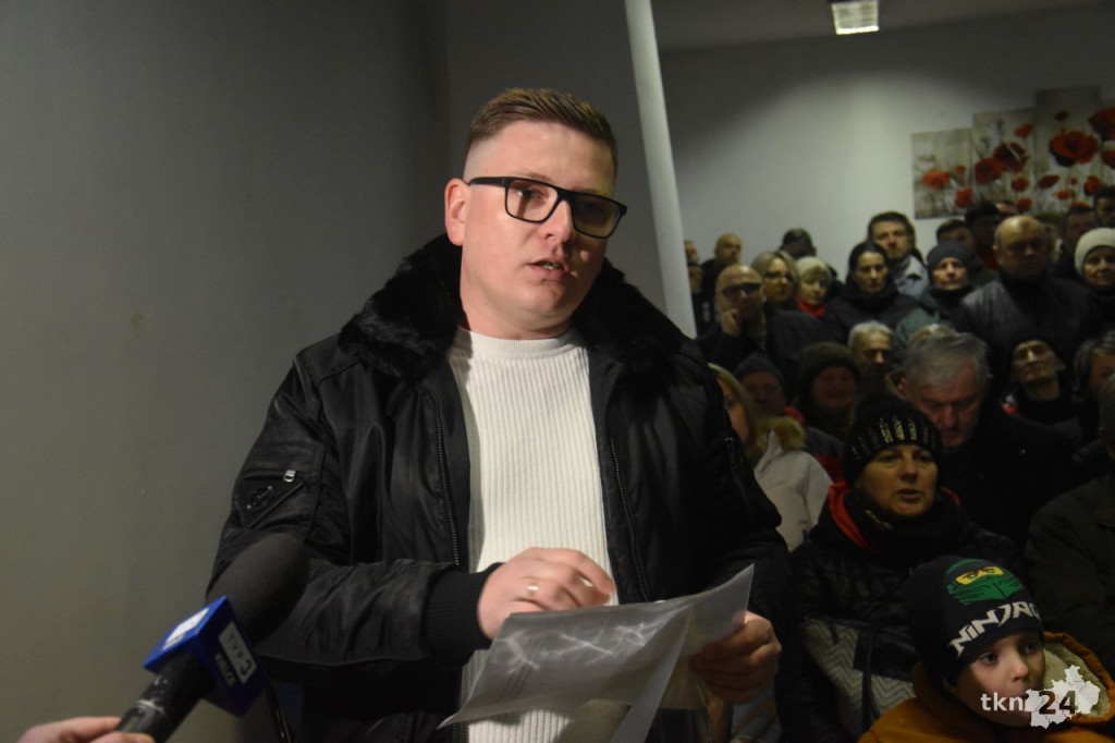 Protest w Wólce w sprawie powstania biogazowni. `Boimy się o swoje zdrowie, życie` [wideo, zdjęcia]
