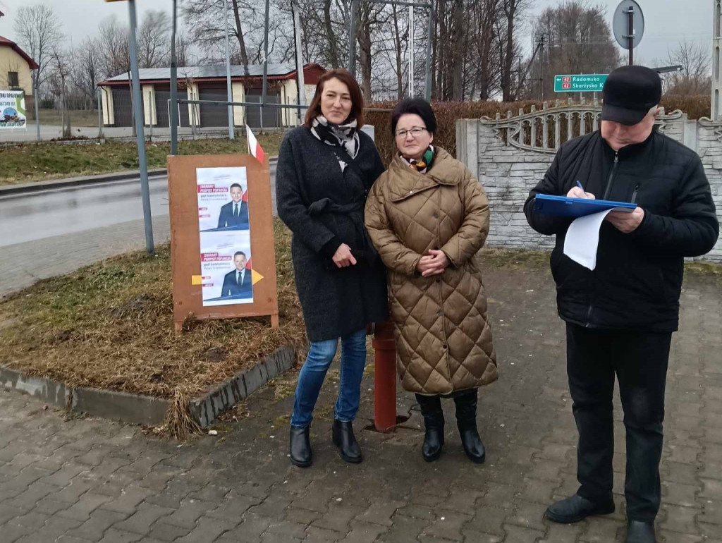 Trwa zbiórka podpisów dla Rafała Trzaskowskiego w powiecie koneckim [wideo, zdjęcia]