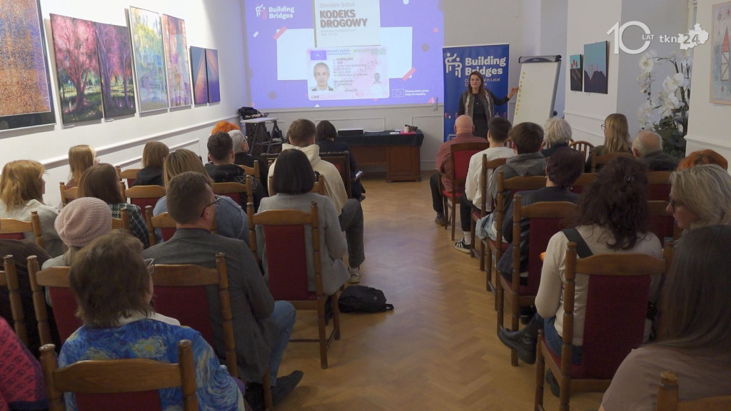 Skąd brać środki na projekty? Biblioteka  wyszła z cenną inicjatywą [wideo, zdjęcia]