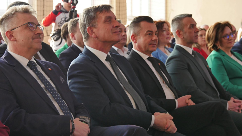 Samorządowe spotkanie to tradycja. Doceniono działalność charytatywną [wideo, zdjęcia]