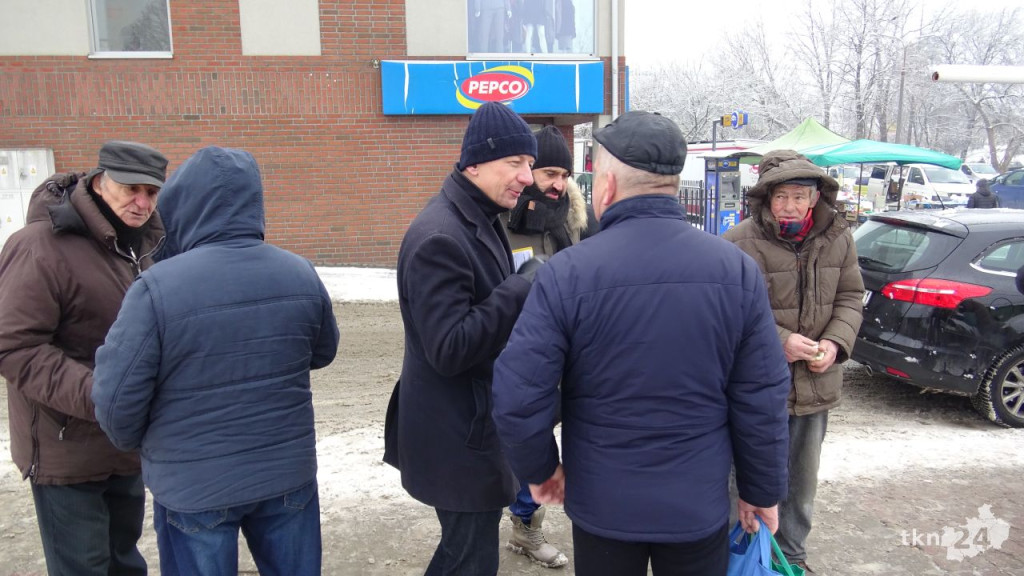 W Końskich przekonywali do poparcia Szymona Hołowni [wideo, zdjęcia]